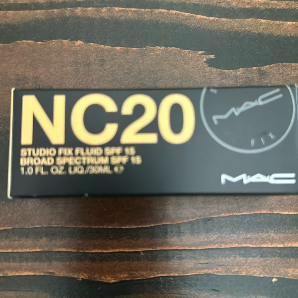 M.A.C NC20 Studio Fix Foundation with SPF15. Brand new in box.
